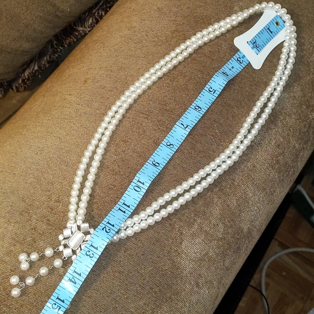 *. Necklace - Picture 2 of 4